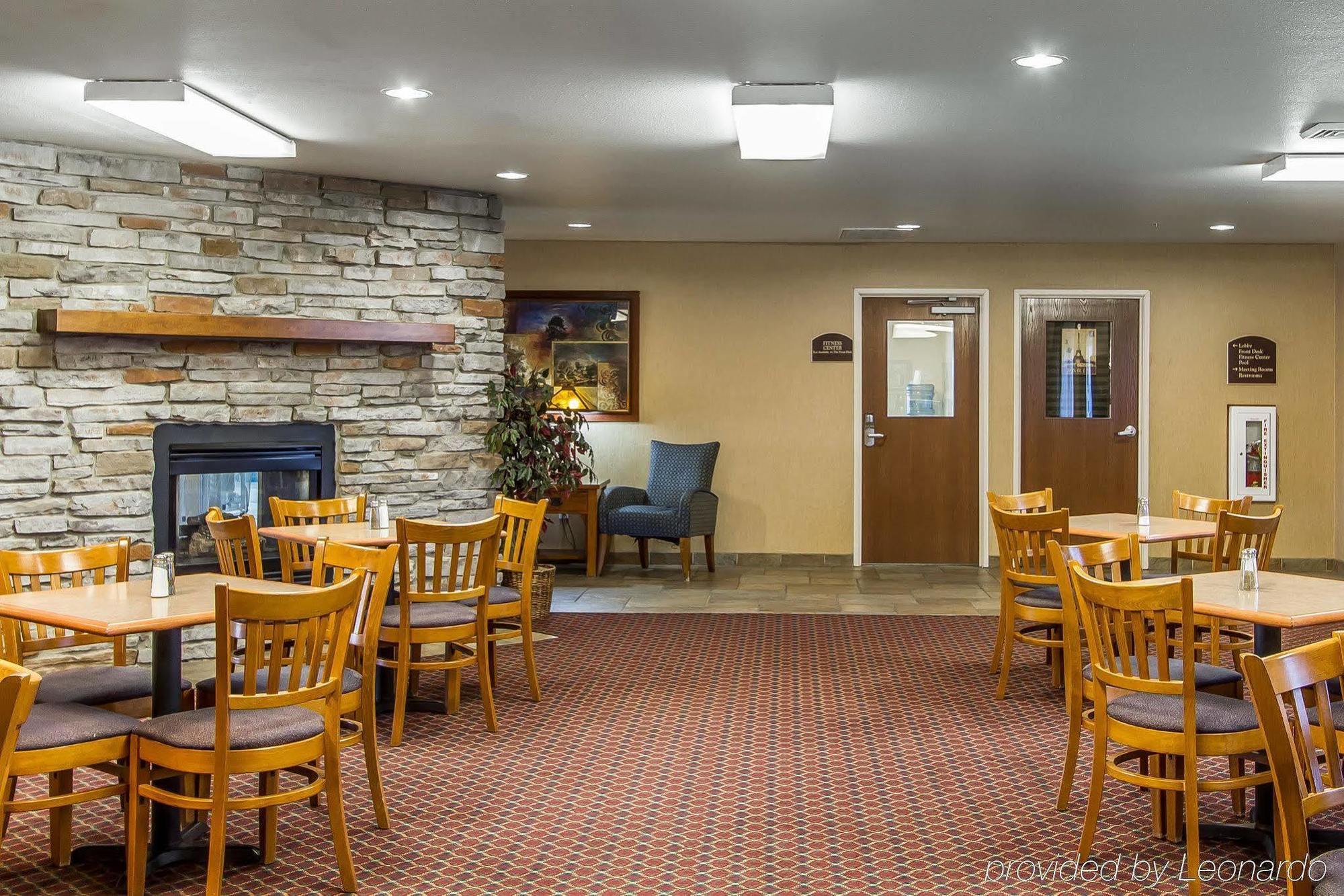 Quality Inn & Suites Fort Madison Near Hwy 61 Екстериор снимка