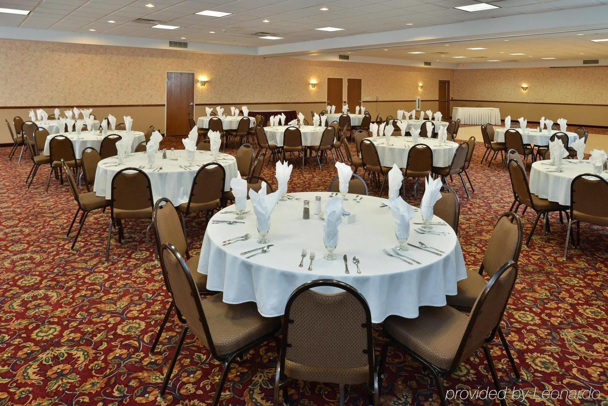 Quality Inn & Suites Fort Madison Near Hwy 61 Екстериор снимка