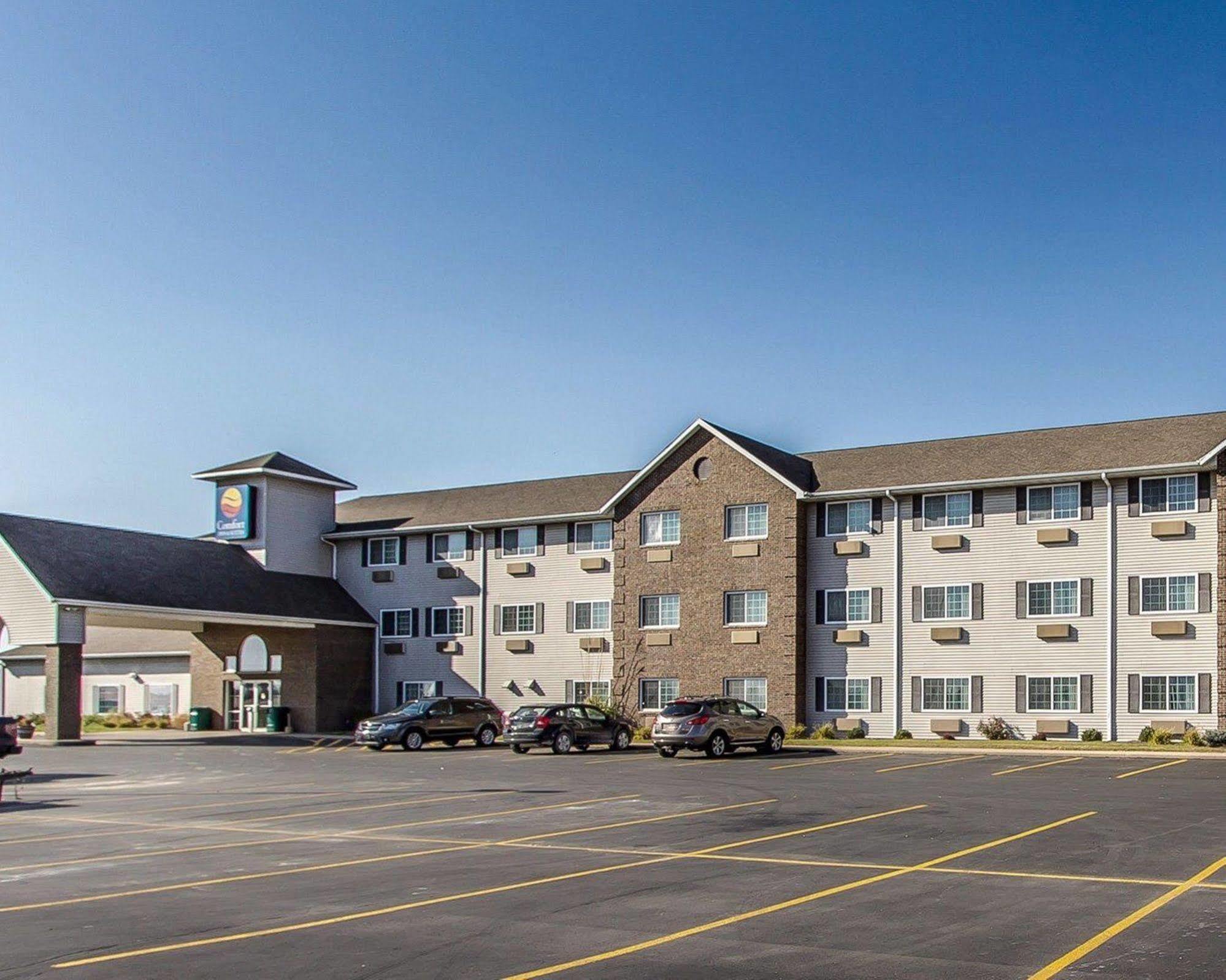 Quality Inn & Suites Fort Madison Near Hwy 61 Екстериор снимка